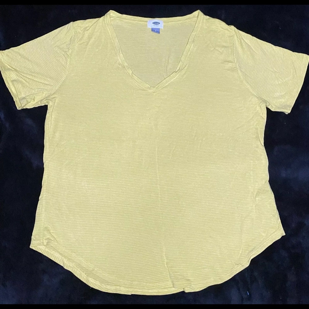 Old Navy Yellow Shirt Size Large Womens Cotton T Shirt 1-F